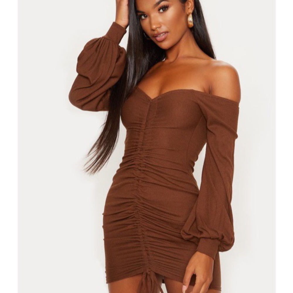 Brown Ribbed Bardot Sleeve Ruched Bodycon Dress